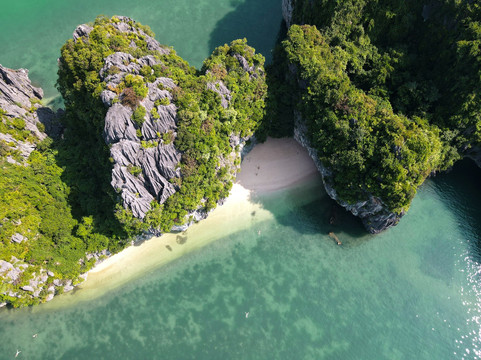 Cat Ba Bay-Ha Long City必去景点