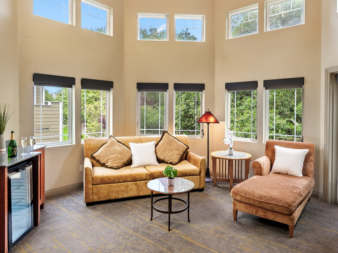 Avila Village Inn主图