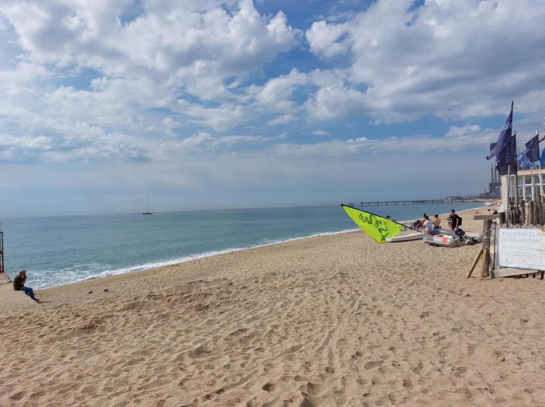 Badalona Beach-巴达洛纳必去景点