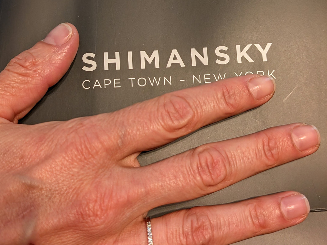 Shimansky Jewellers Rockwell-Green Point必去景点