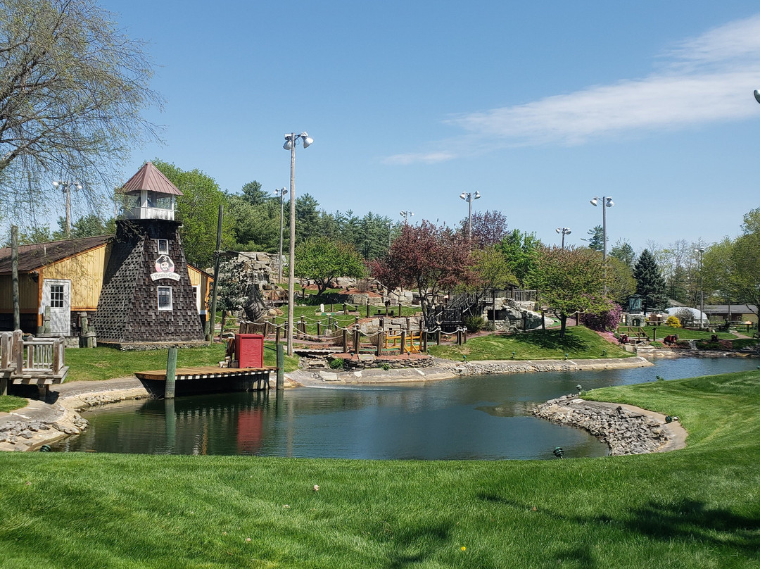Pirate's Cove Adventure Golf - Winnisquam景点图片