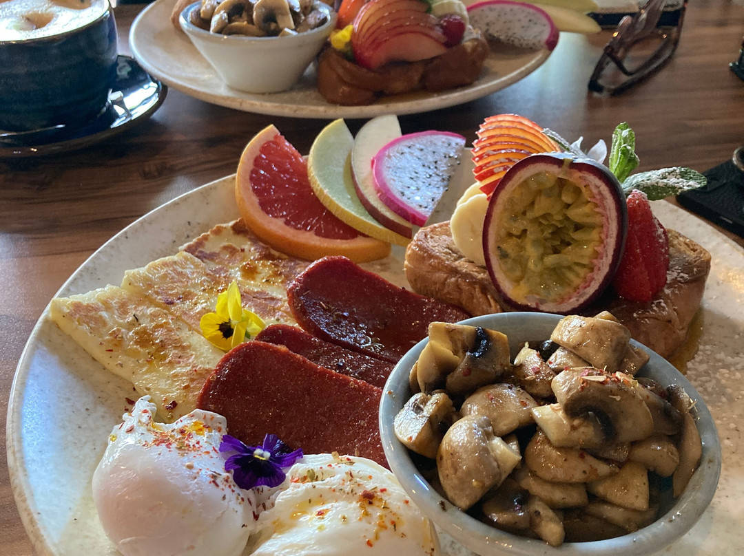 Sals Brasserie