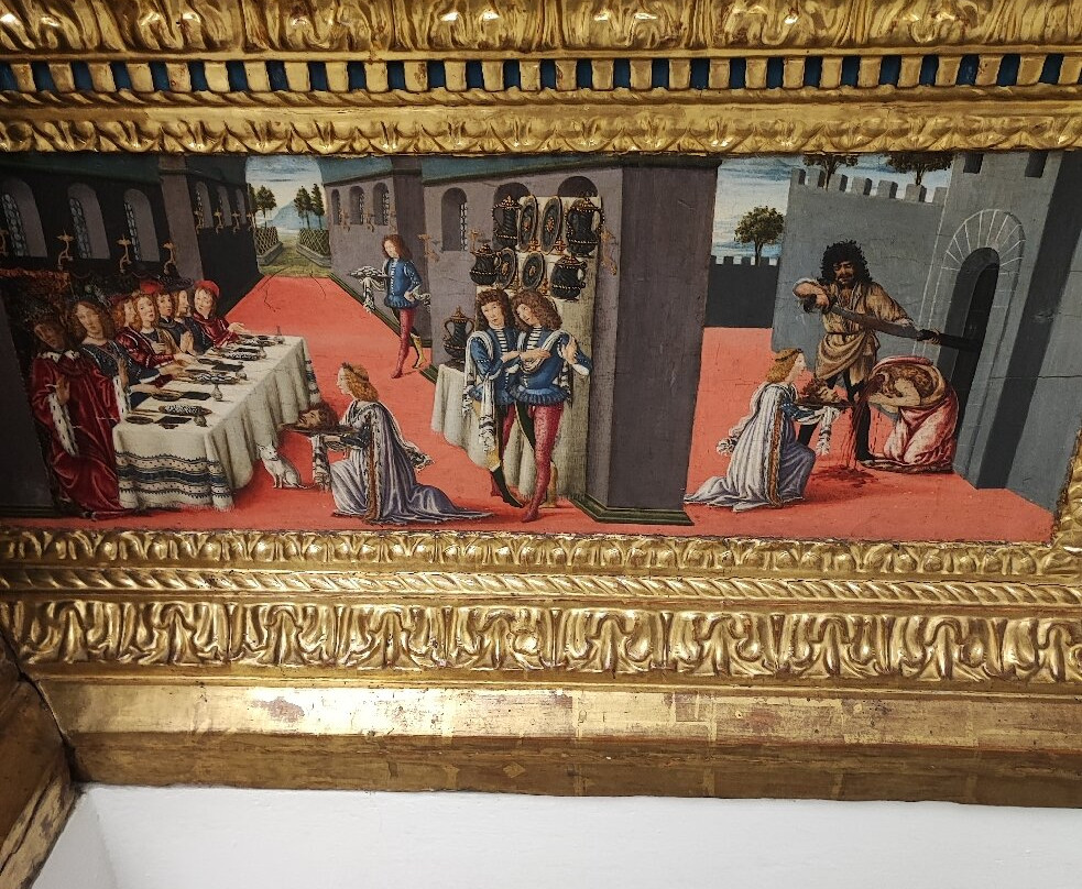 Museo della Collegiata di Sant'Andrea-恩波利必去景点