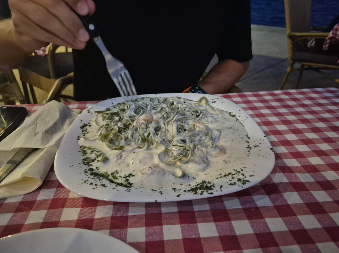 Bistro-pizzeria & apartmani Srećko