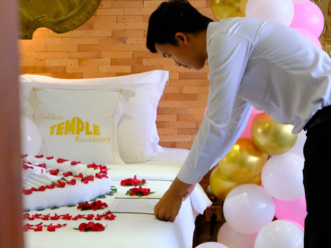 Golden Temple Boutique主图