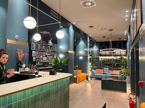 米兰市福朋喜来登酒店主图