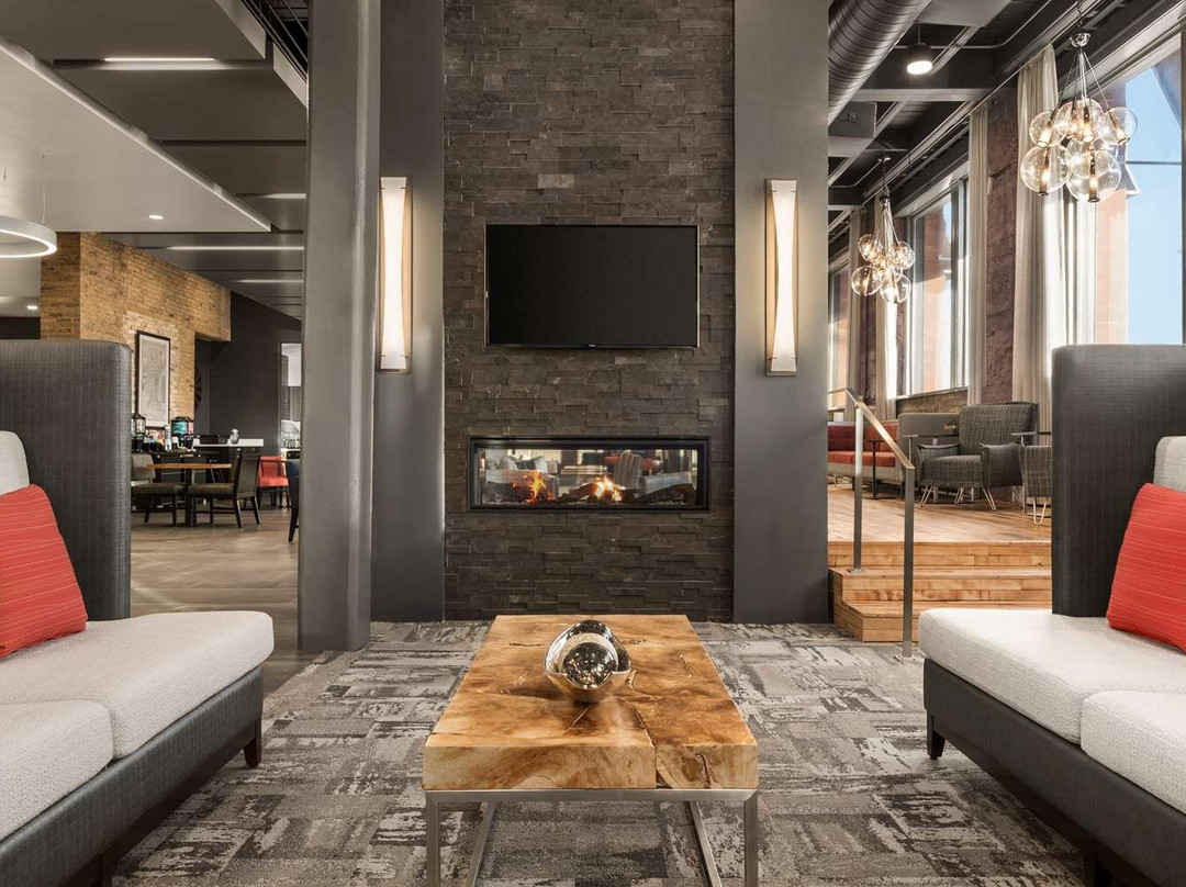 Homewood Suites By Hilton Milwaukee Downtown