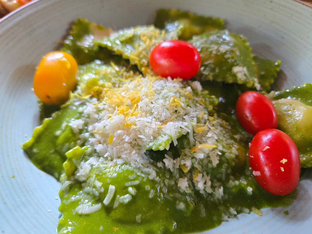 Tavola Rustica - Larkspur