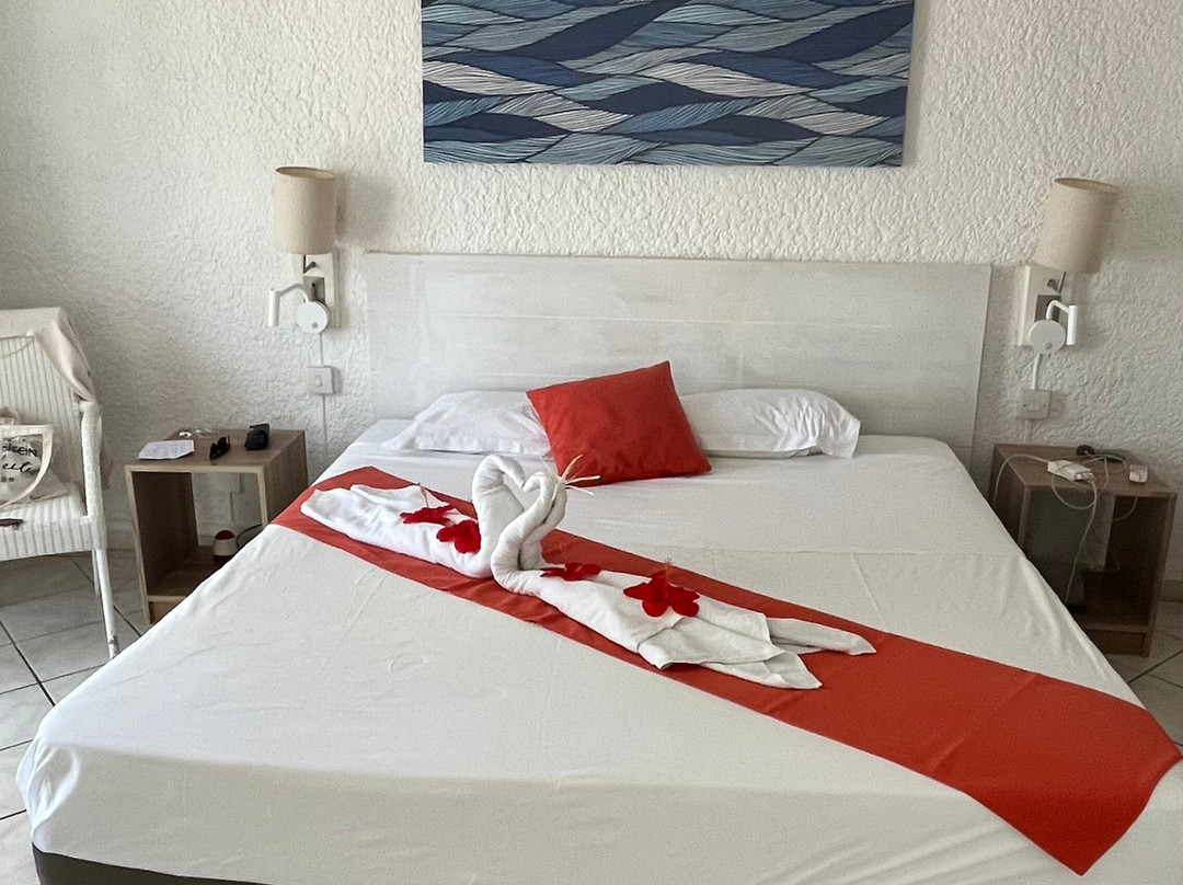 Astroea Beach Hotel主图