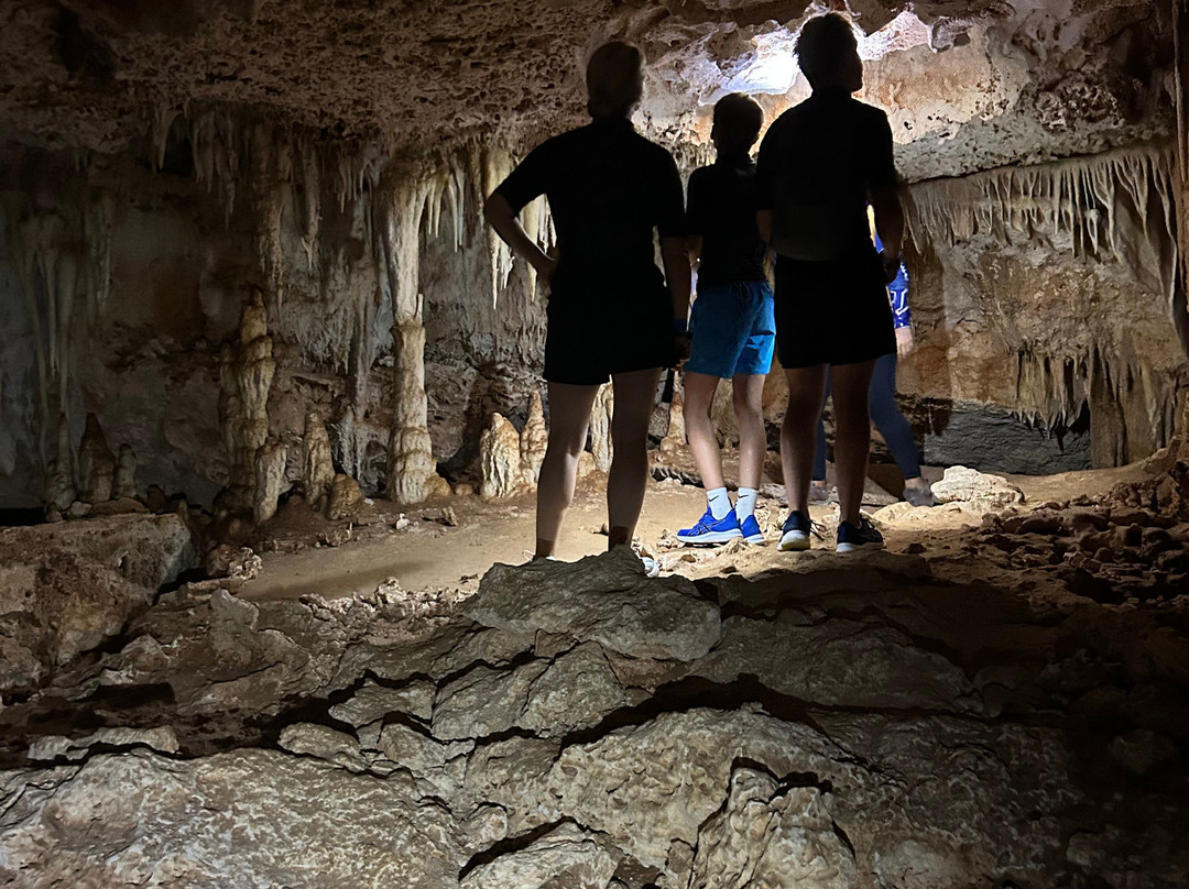 Go Caving Bonaire-Kralendijk必去景点