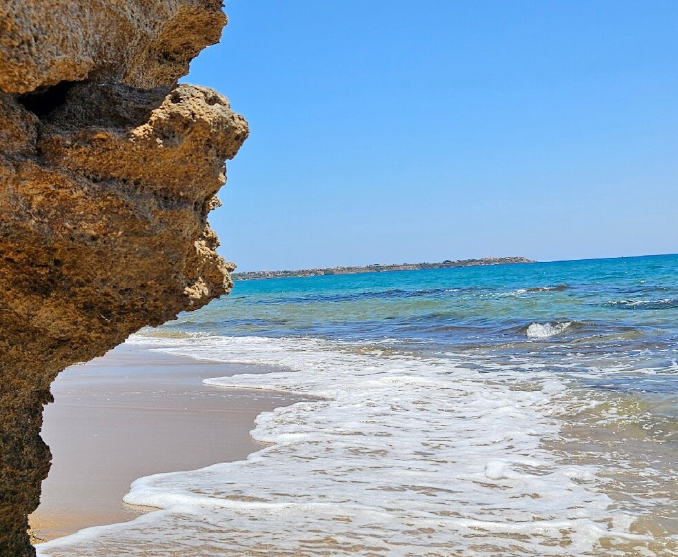 Spiaggia dei Gigli-Isola di Capo Rizzuto必去景点