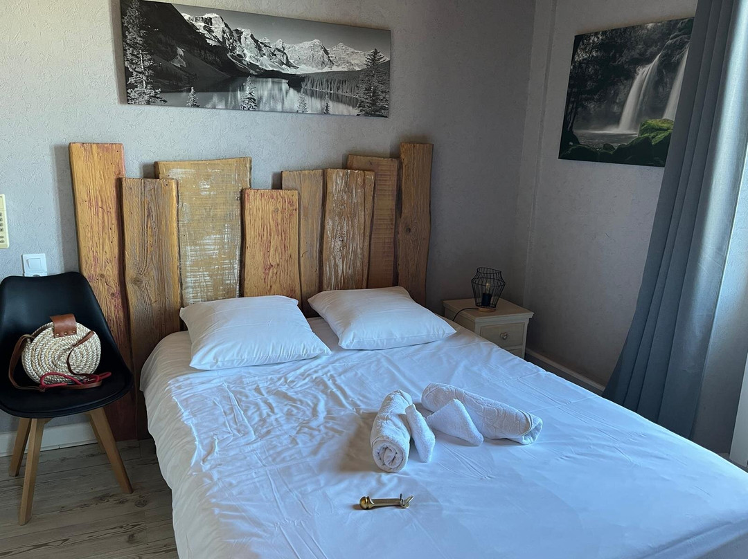 Hôtel Restaurant des Lacs主图