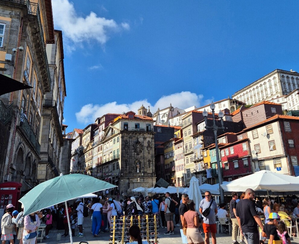Praça Da Ribeira-波尔图必去景点