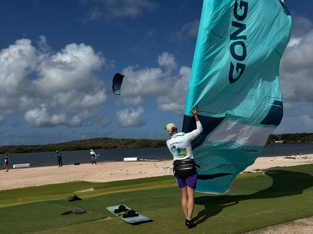 Nix Kiteboarding School Curacao-威廉斯塔德必去景点