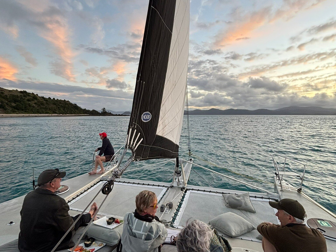 Ricochet Yachting-汉密尔顿岛必去景点