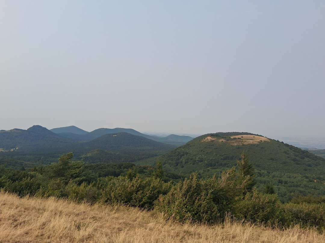 Le Puy du Pariou-Orcines必去景点