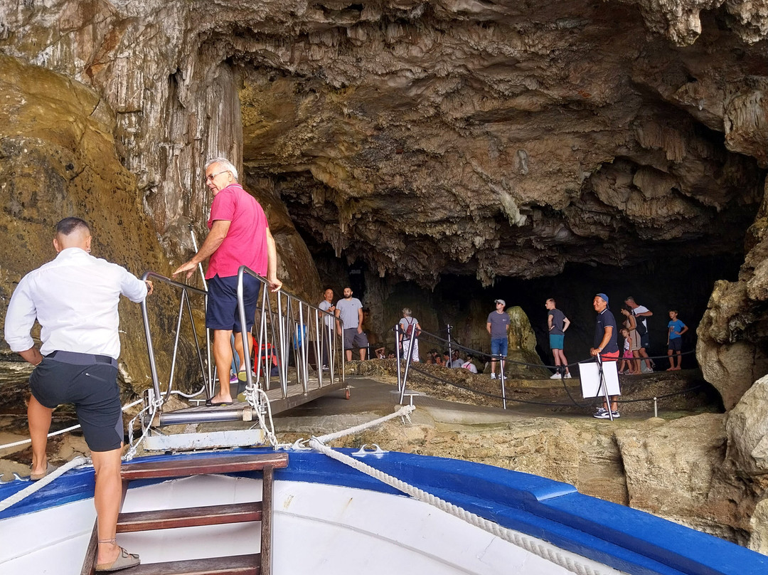 Frecce delle Grotte S.R.L-阿尔盖罗必去景点