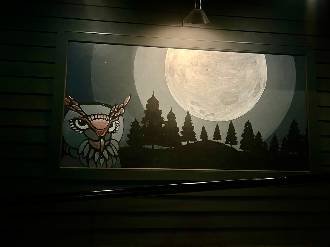 Pearl Moon Woodstock