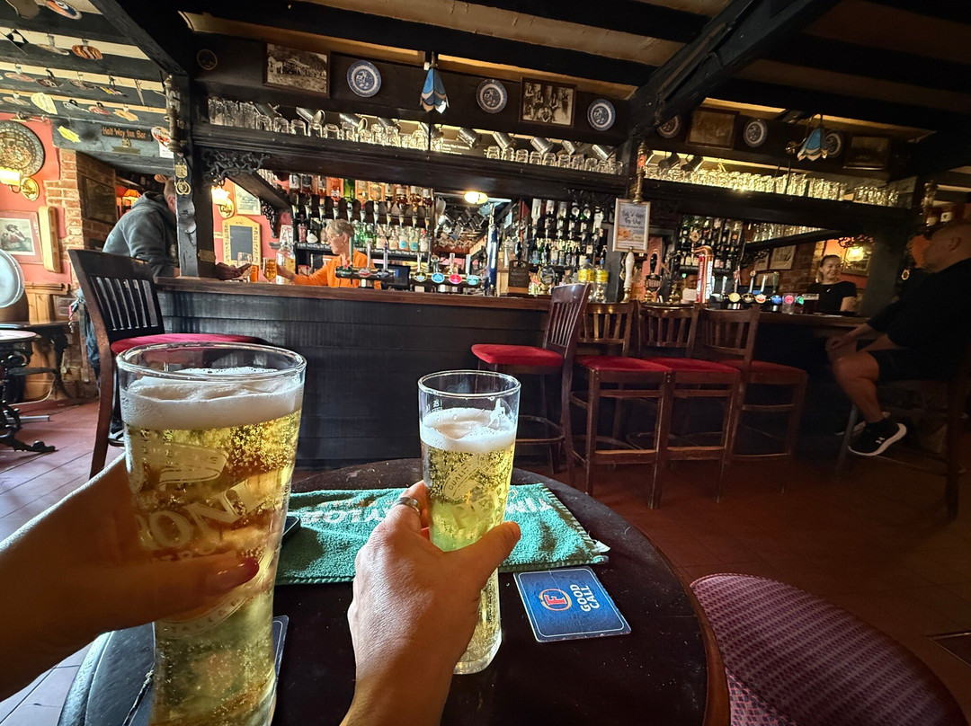 The Olde Windmill Inn主图