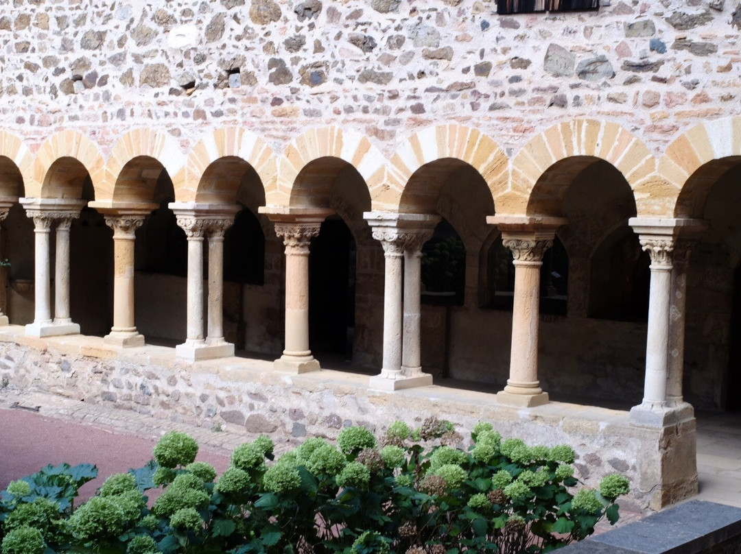 Musee du Prieure-Salles-Arbuissonnas-en-Beaujolais必去景点