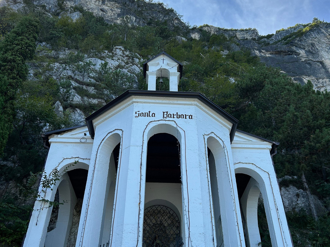 Chapel Santa Barbara-里瓦德尔加尔达必去景点