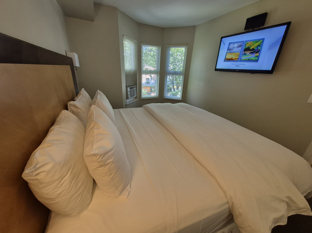 时代广场套房酒店主图