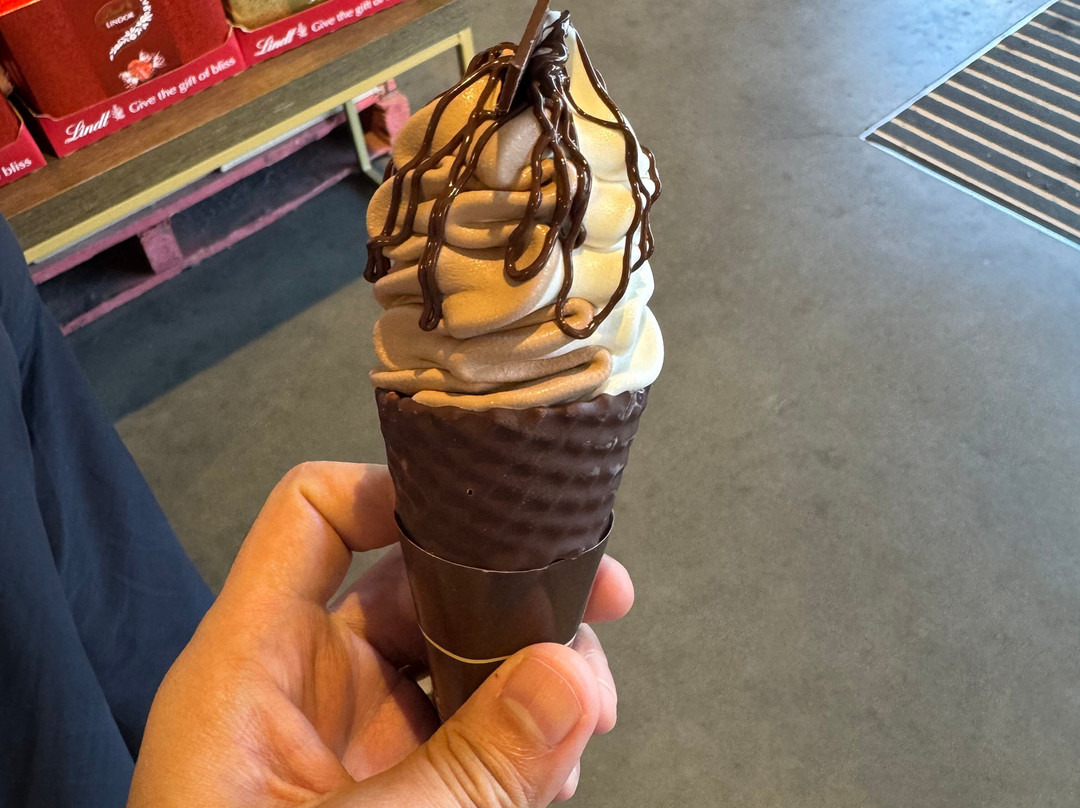 Lindt Chocolate Factory Outlet-Marsden Park必去景点