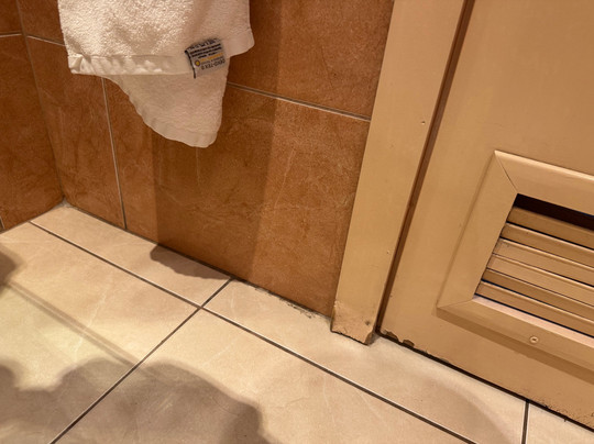 贝斯特韦斯特普莱斯大使馆酒店主图