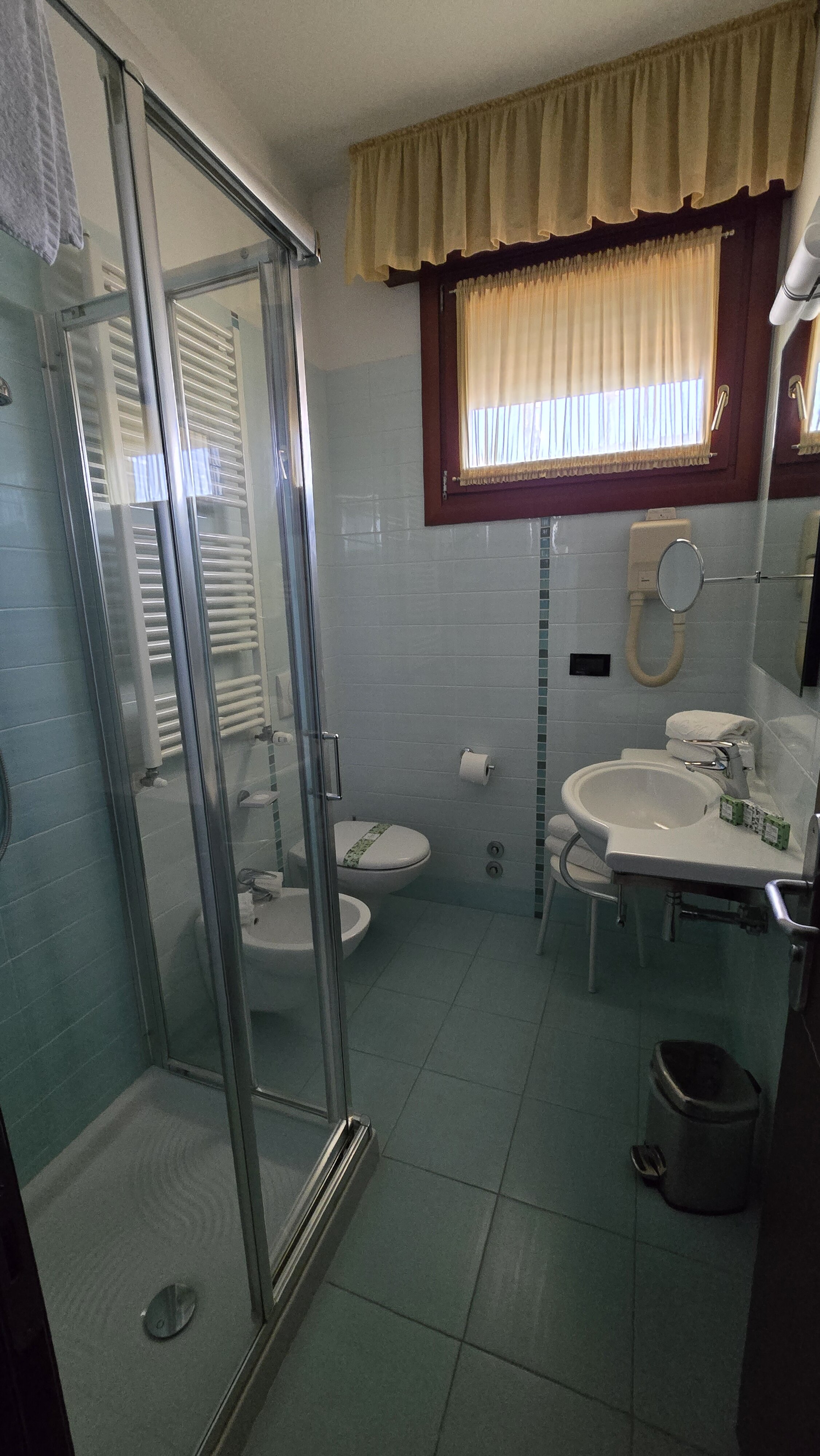 乐特努耶酒店-浴室