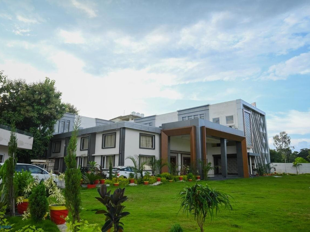 Jai Vilas Palace & Resort