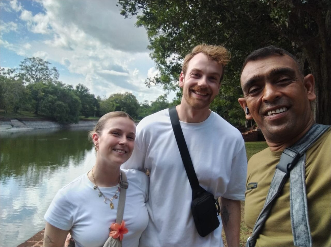 Travel with Manju-阿努拉德普勒圣城必去景点