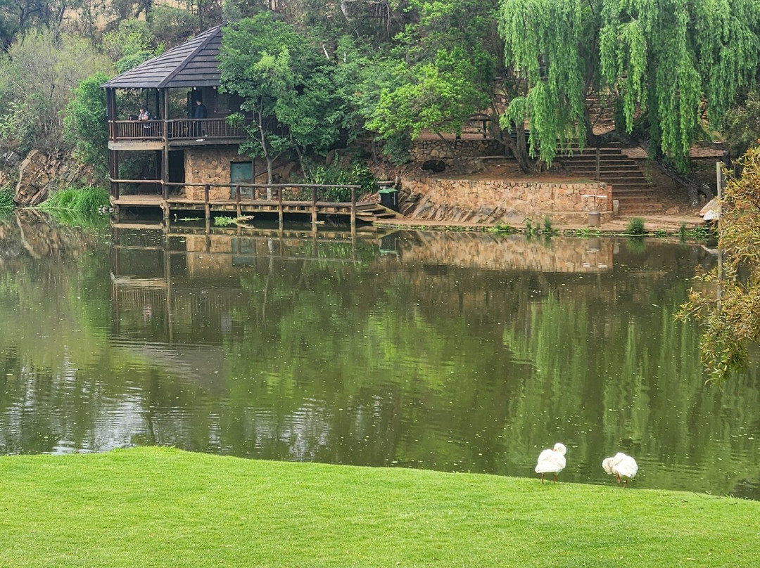 The Blades Hotel主图