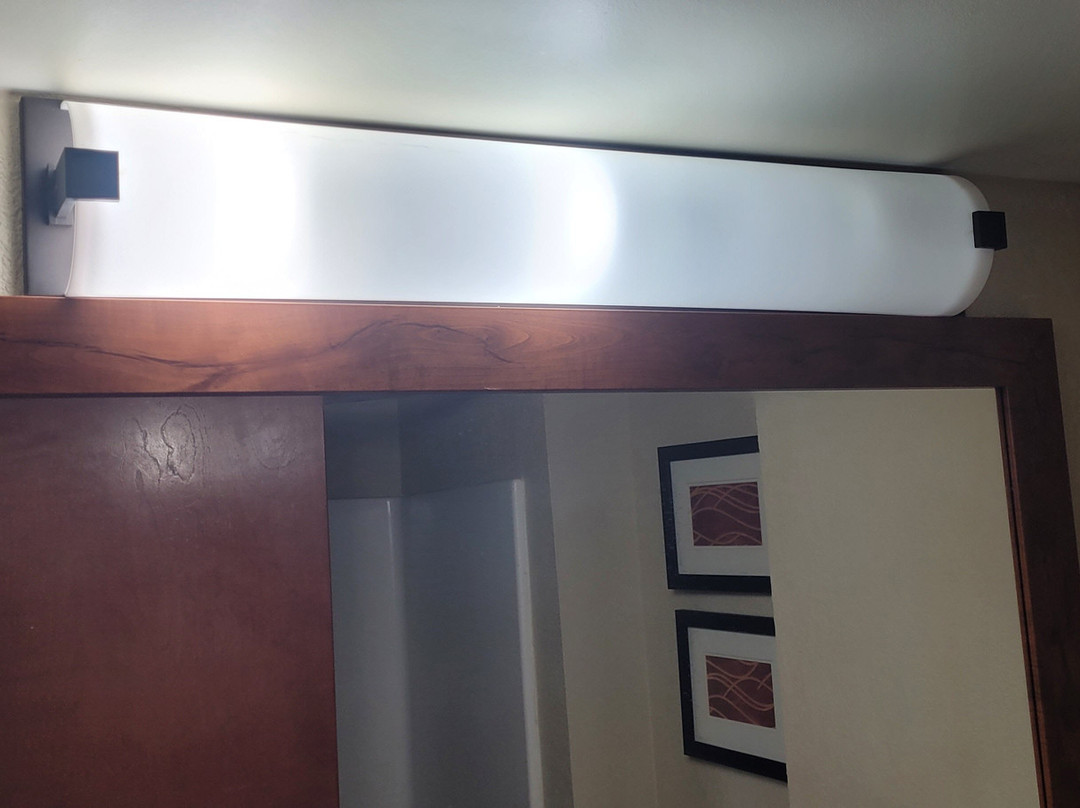 Comfort Inn & Suites主图