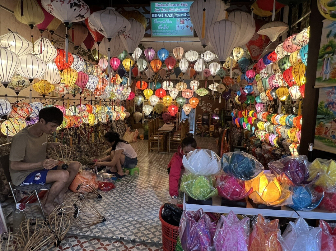 Hong Van Handmade Lantern Shop-会安必去景点