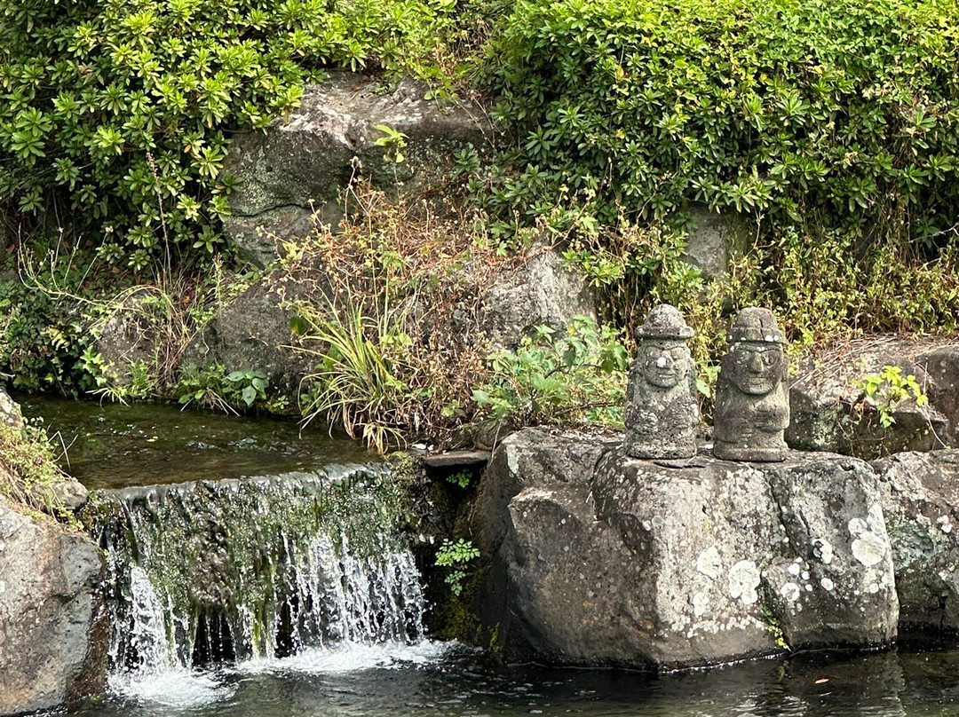 Yakcheonsa Temple-西归浦市必去景点