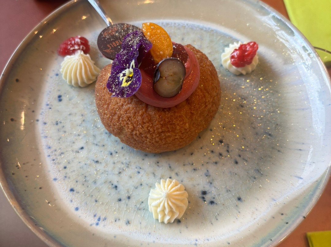 La Joly Table, Ifs, Brasserie