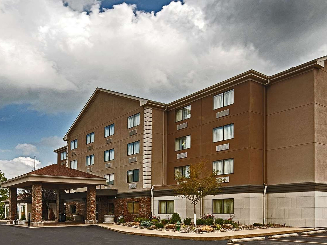Comfort Inn & Suites Copley Akron