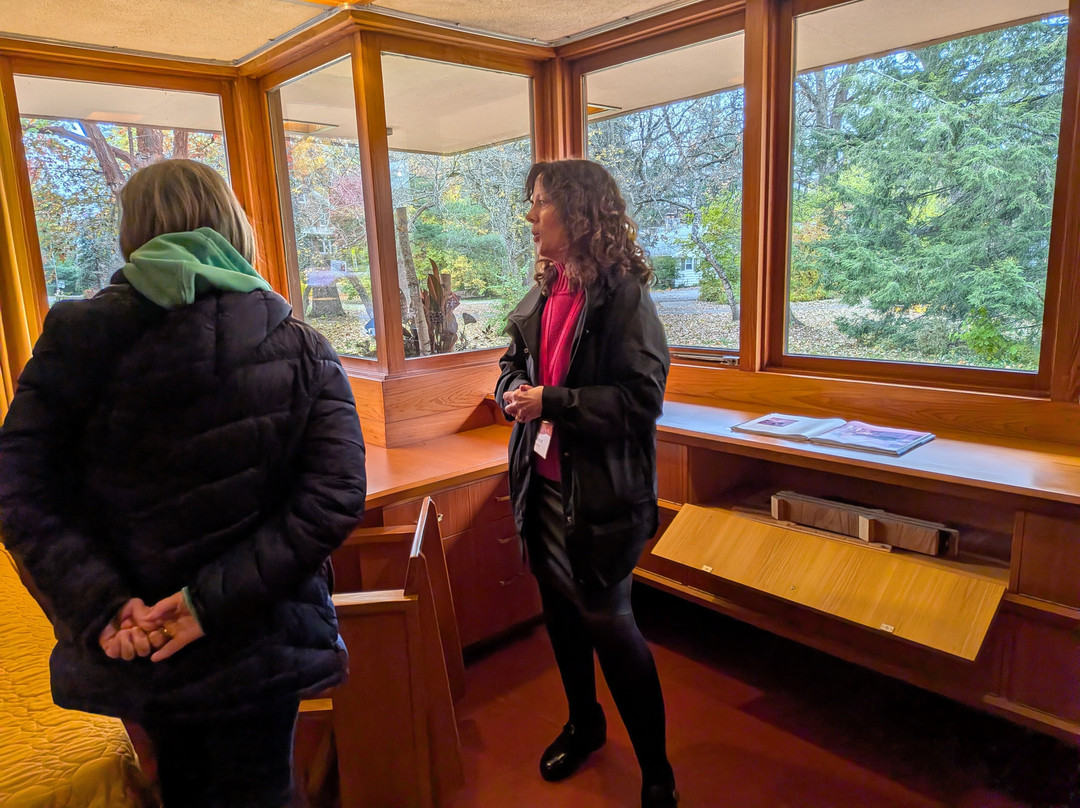 Frank Lloyd Wright's Laurent House-罗克福德必去景点