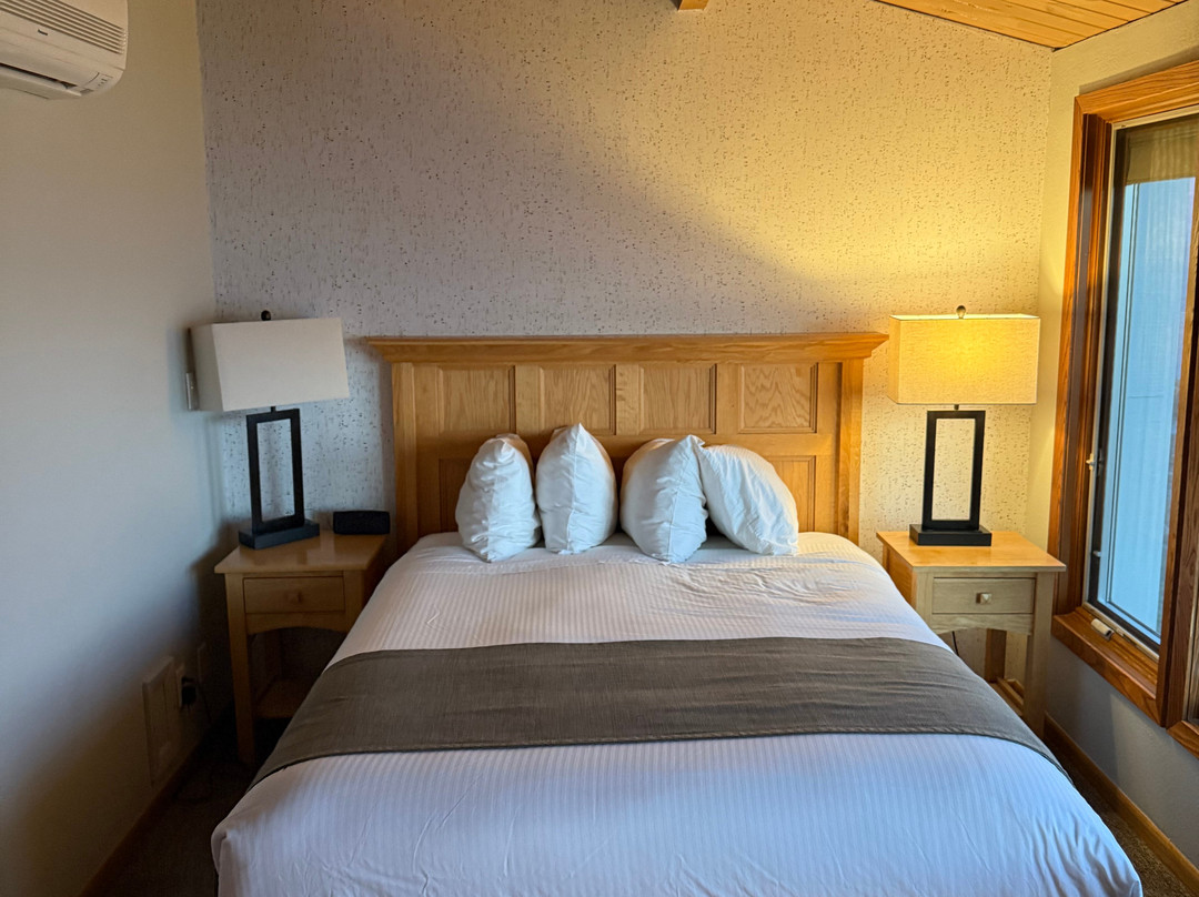 Bluefin Bay Family Of Resorts主图