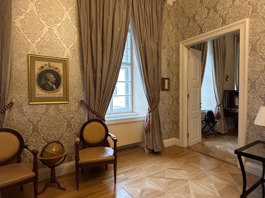 布拉格宫帕克蒂夫马美颂套房酒店主图