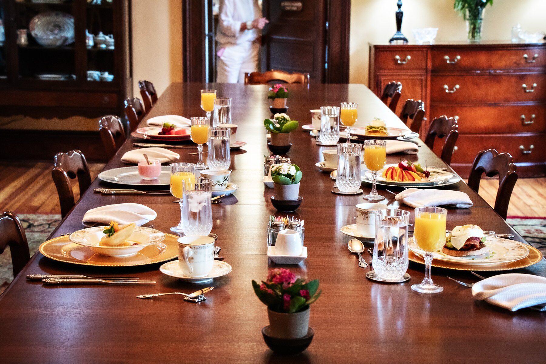 雷诺兹大厦-餐饮