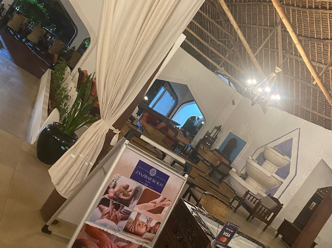 桑给巴尔海滩度假酒店主图