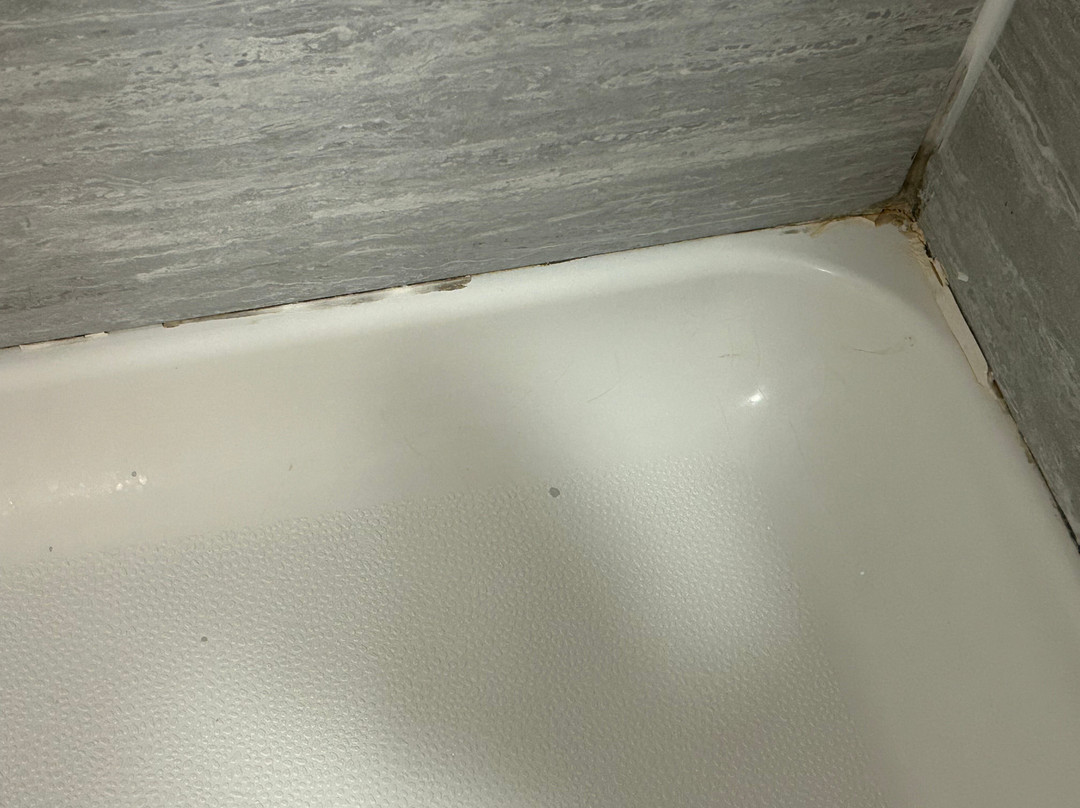 Greenfield Inn & Suites主图