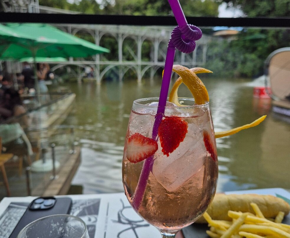 Ópera de Arame-库里提巴必去景点