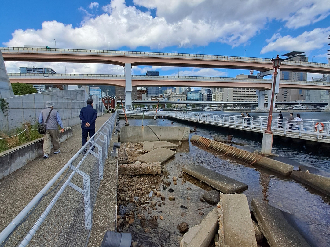 神户港震灾纪念公园-神户市必去景点