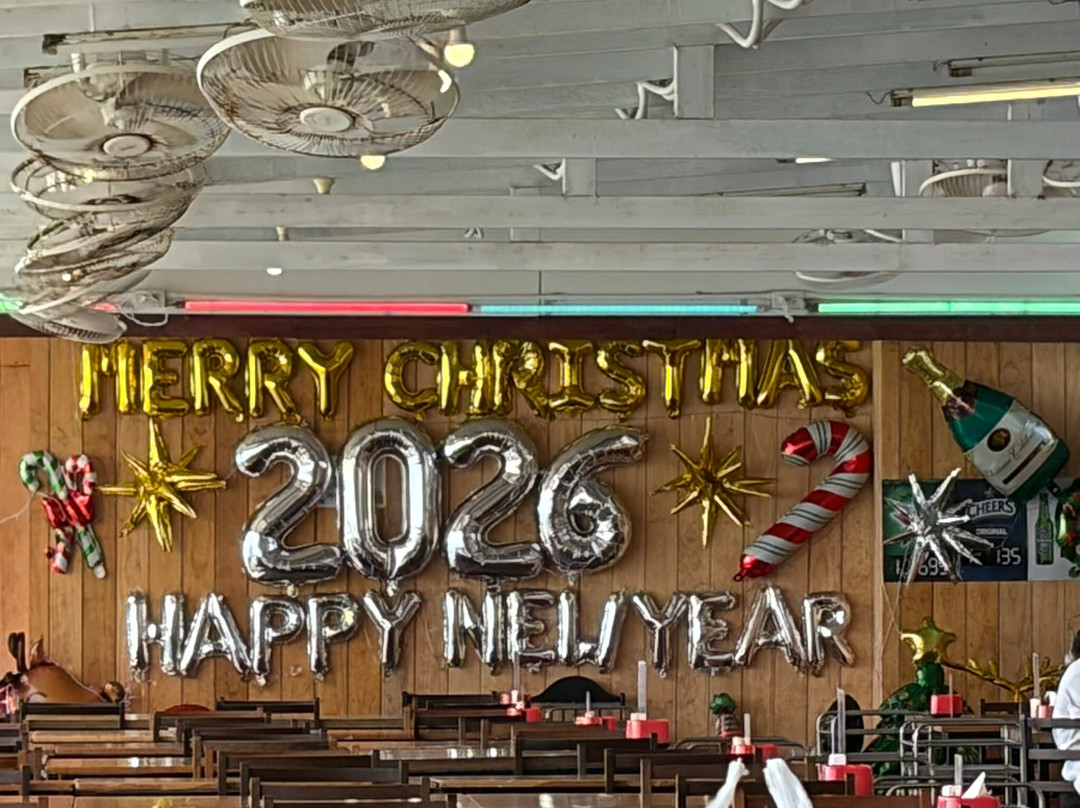 มุกมณีซีฟู้ด เรสเตอร์รองส์