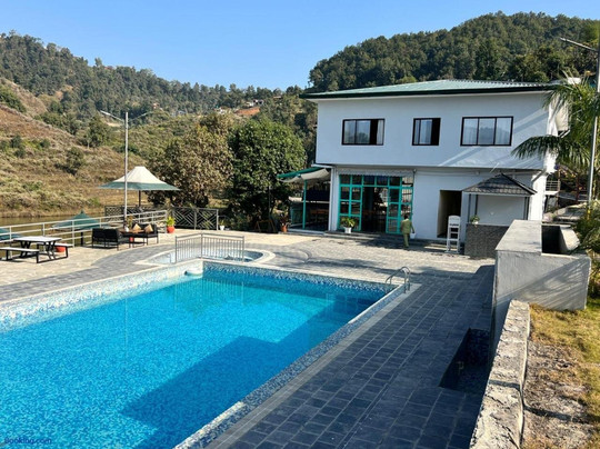 Begnas Aqua Park Resort