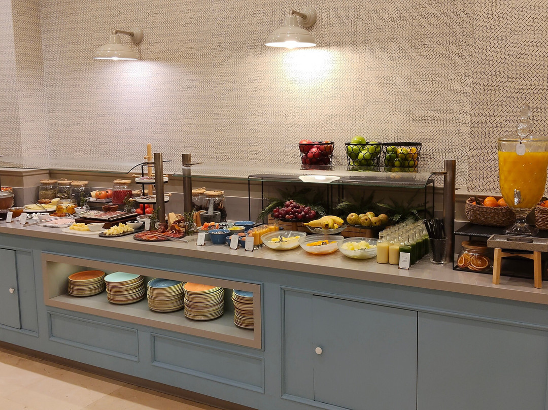 文奇莱斯酒店主图