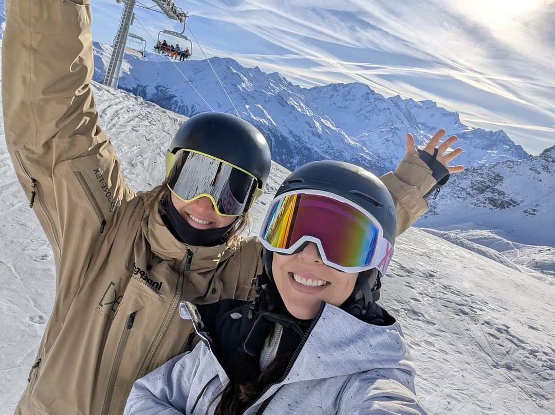 Independent Snowboard School-韦比尔必去景点