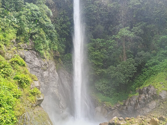 Ruta de las cascadas-巴尼奥斯必去景点